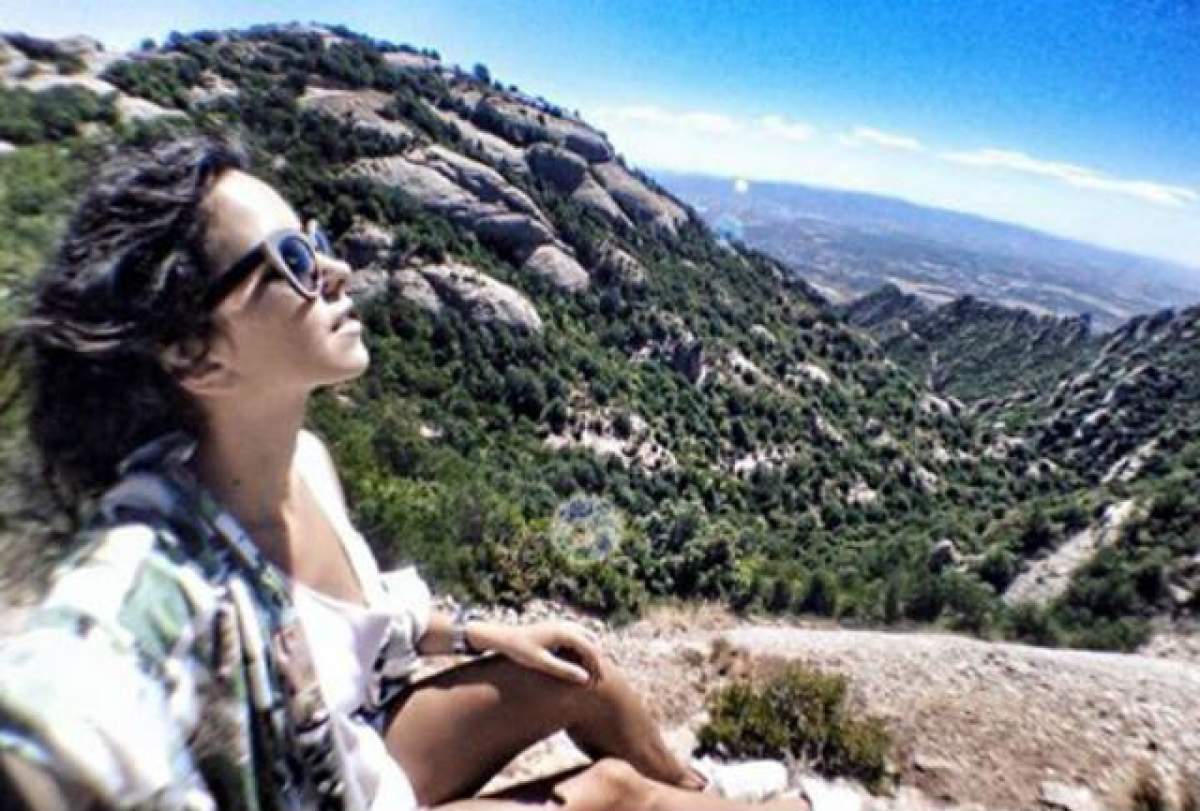 FOTO / Inna, răsplătită pe măsură după ce a trimis un poster unei fane! Vedeta internaţională a făcut totul public