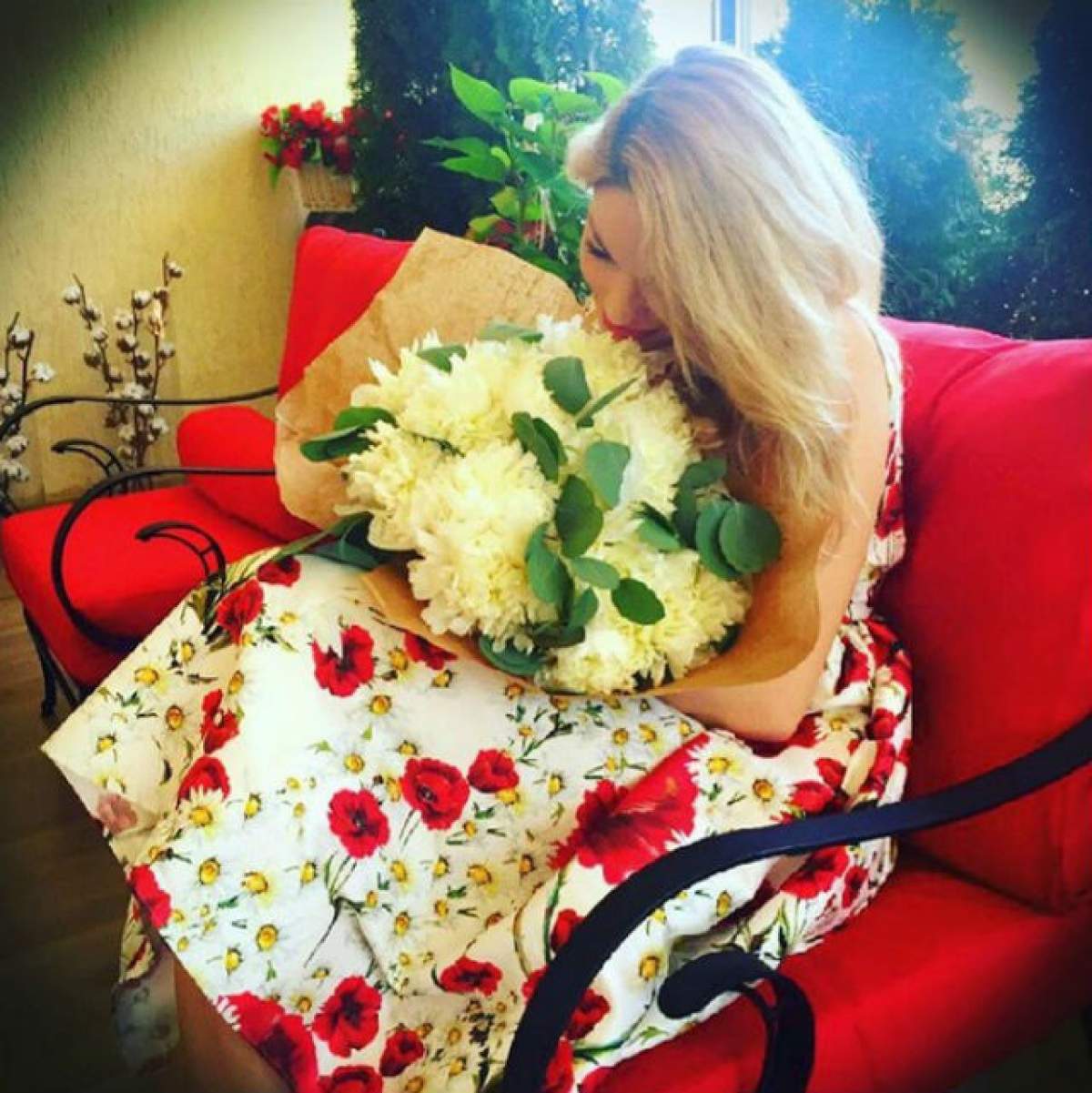 FOTO / Valentina Pelinel, sfătuită să rămână din nou însărcinată: "Nu întârzia cu al doilea bebe!" Ce răspuns a dat frumoasa vedetă