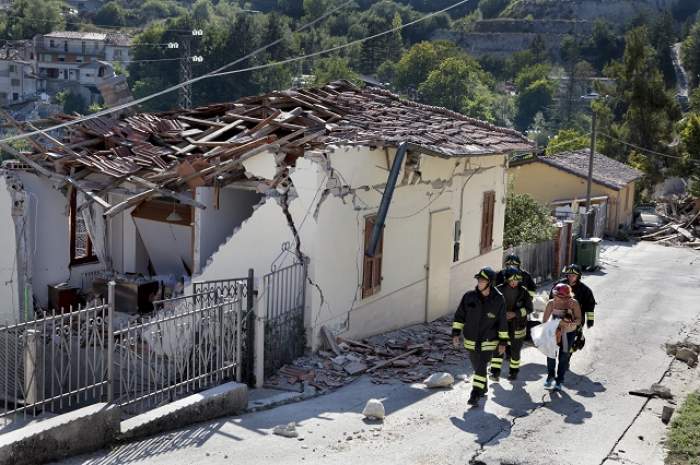 A început ziua de doliu național în Italia, după cutremur! ZI NEAGRĂ și pentru România, încă doi români au fost găsiți fără viață
