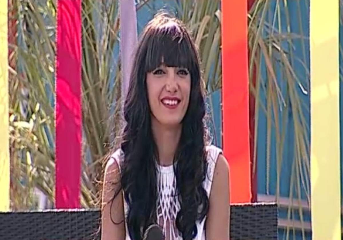 VIDEO / Denisa, fosta concurentă la "Mireasă pentru fiul meu", şi-a găsit marea dragoste după ce a ieşit din casă! "Ne-am văzut de două ori până acum"