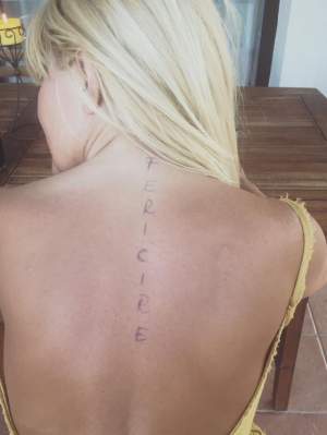 Elena Udrea s-a ”tatuat”! Locul ales este unul la care nu te-ai fi așteptat