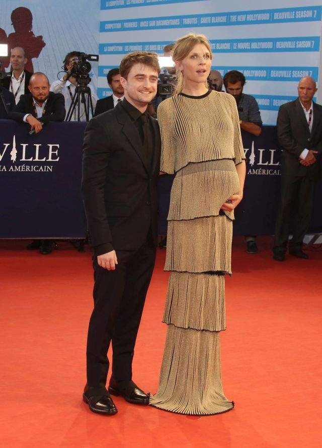 FOTO / Bucurie mare pentru fanii seriei ”Harry Potter”! O actriță este însărcinată pentru prima dată și a făcut senzație pe covorul roșu