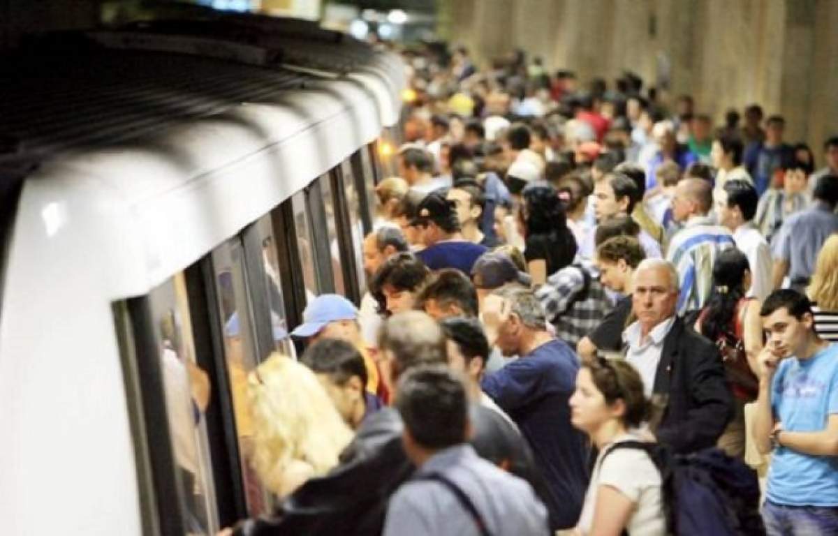 A început şcoala şi e haos! Trafic blocat la stația de metrou Lujerului