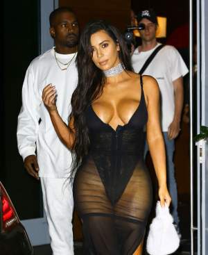 FOTO / Kim Kardashian, o nouă apariţie hot, dar deşucheată