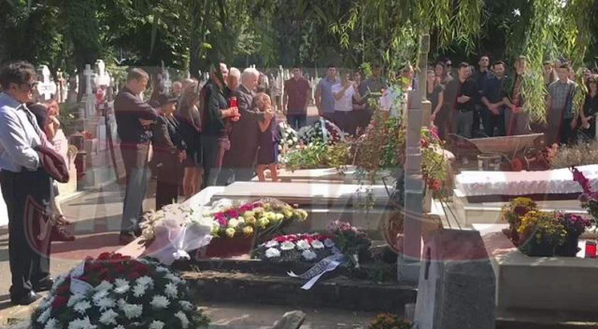 FOTO&VIDEO / Îţi frânge inima. Irina Columbeanu îşi plânge bunicul cu lacrimi amare