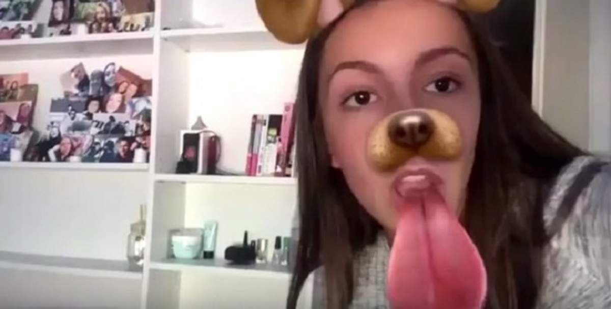 Și-a făcut un „selfie”, dar s-a făcut de râs magistral! Detaliul surprins de camera foto e absolut straniu