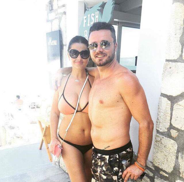 Acestea sunt cele mai sincere fotografii cu Gabriela Cristea în costum de baie. Nu se mai ascunde în spatele soţului, iar totul este la vedere