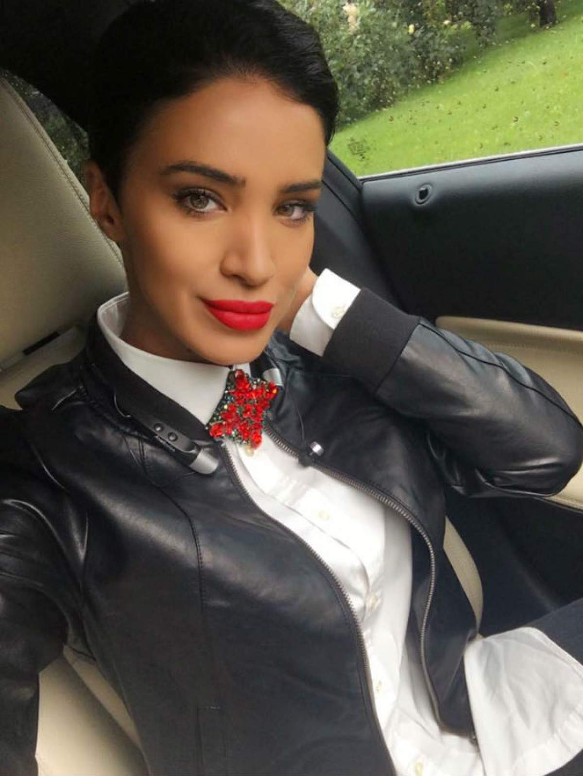 Adelina Pestriţu, fără bikini?! Fotografia care a încins imaginaţia bărbaţilor