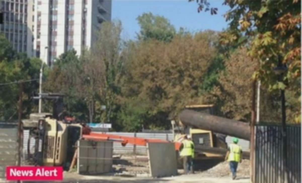 Macara prăbuşită pe un şantier din zona Eroilor din Capitală