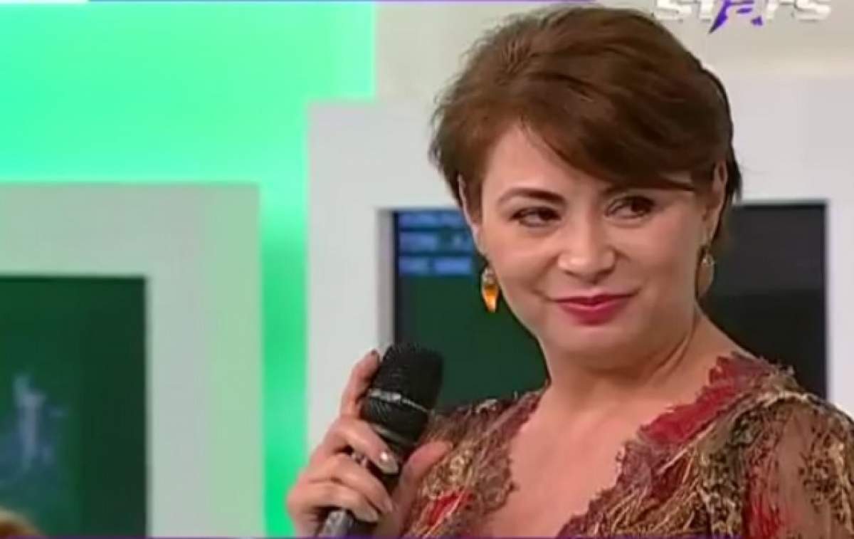 VIDEO / Adriana Antoni şi-a oprit cu greu lacrimile în cadrul unei emisiuni TV! Ce o macină atât de tare pe cunoscuta artistă