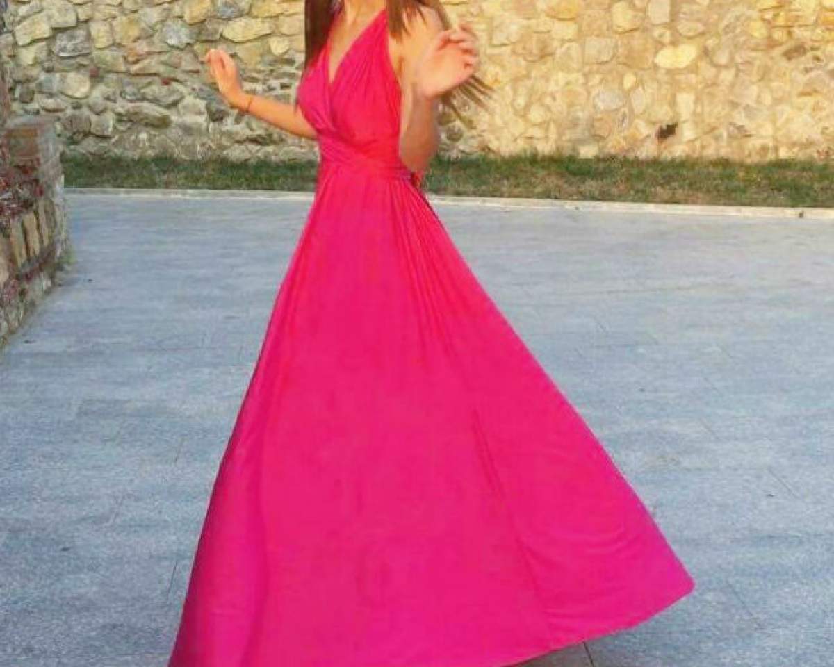 FOTO / O recunoşti pe această "lady in red"? Ai cunoscut-o la "Mireasă pentru fiul meu". I-a înnebunit pe toţi cu apariţia asta