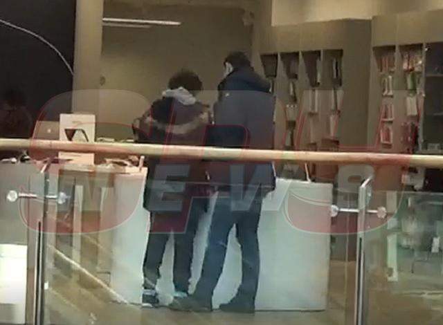 A fost fotbalist rebel, dar e un tată model! Imagini inedite cu Eugen Trică şi copiii săi / VIDEO PAPARAZZI