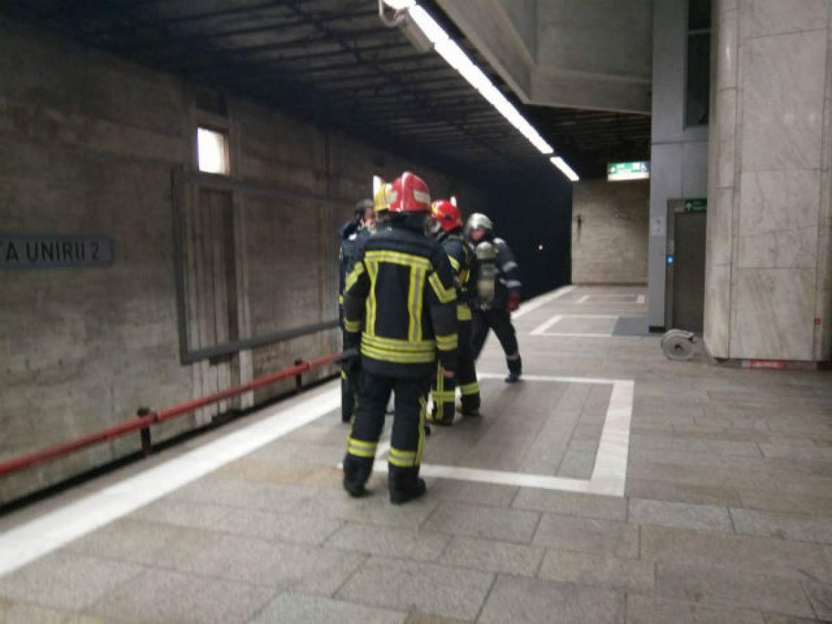 PANICĂ la metrou! Oamenii au fost evacuați