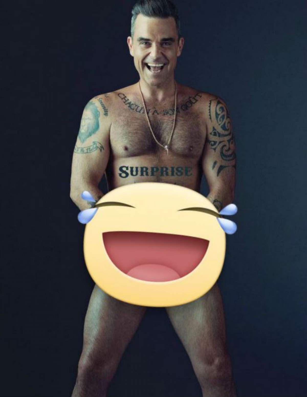 FOTO / Robbie Williams s-a pozat gol pușcă! Imaginea care a băgat femeile în extaz