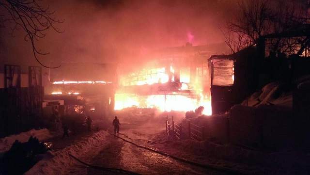 FOTO & VIDEO / Imagini de la clubul BAMBOO care a ars în Capitală! Nu a mai rămas nimic