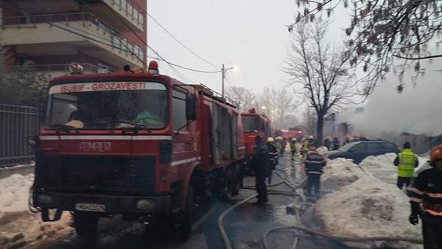 FOTO & VIDEO / Imagini de la clubul BAMBOO care a ars în Capitală! Nu a mai rămas nimic