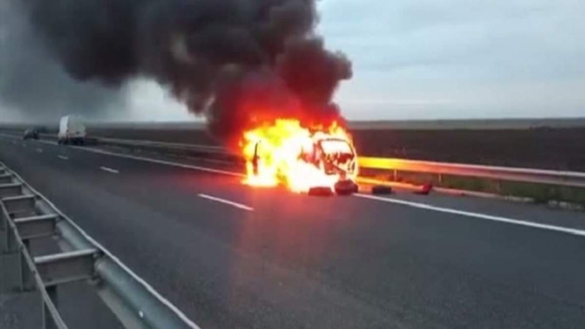 Trafic oprit pe A2! O maşină a luat foc