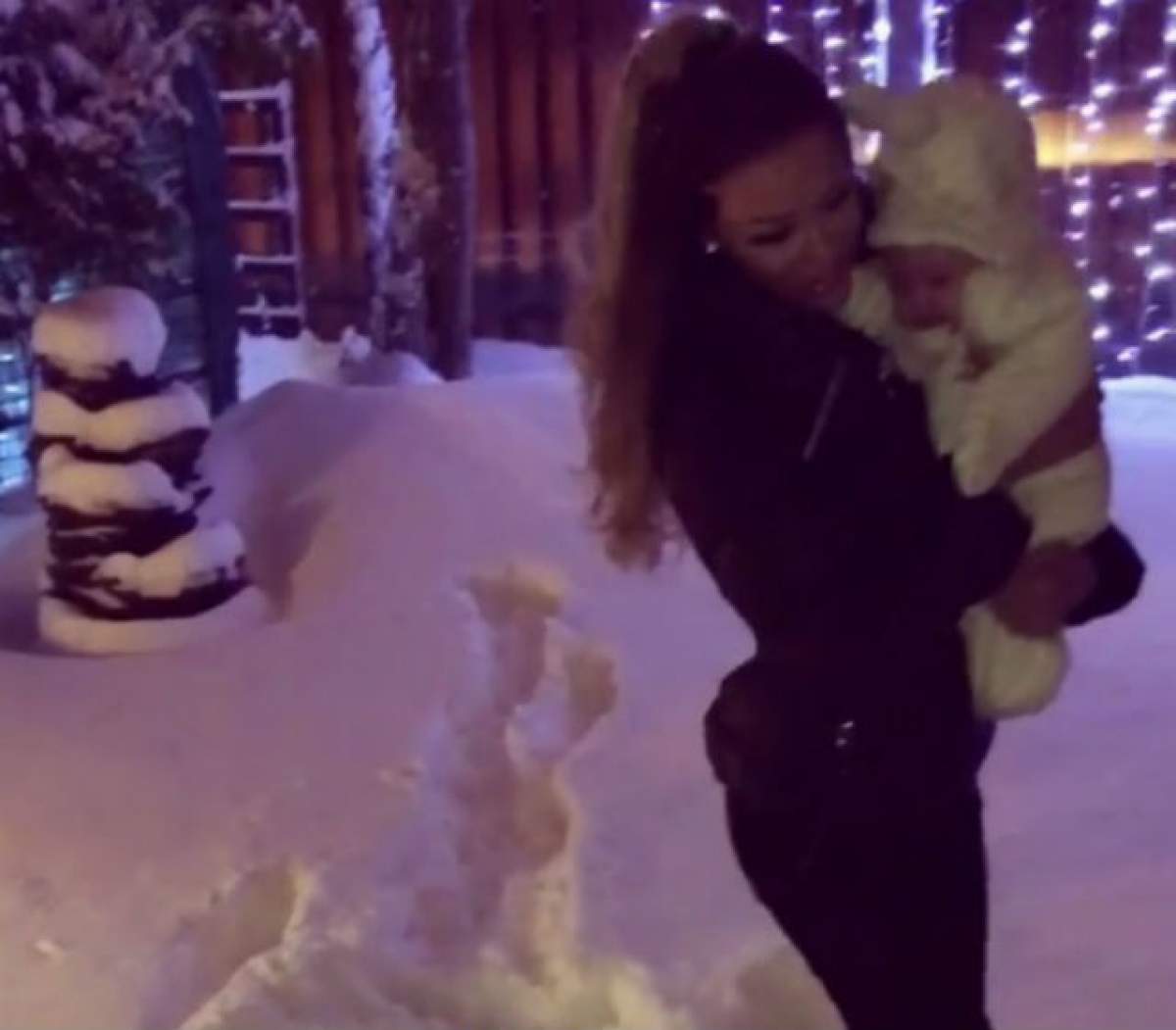 VIDEO / Imagini de colecţie cu Bianca Drăguşanu şi fiica sa! Vedeta s-a filmat în timp ce cântă şi dansează cu Sofia în zăpadă