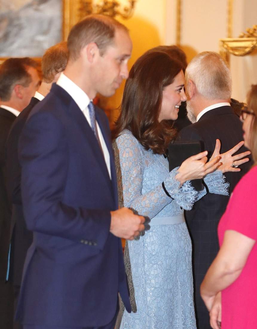 VIDEO / Prima apariție a Ducesei de Cambridge în public, însărcinată pentru a treia oară.Ce ținută a purtat Kate Middleton