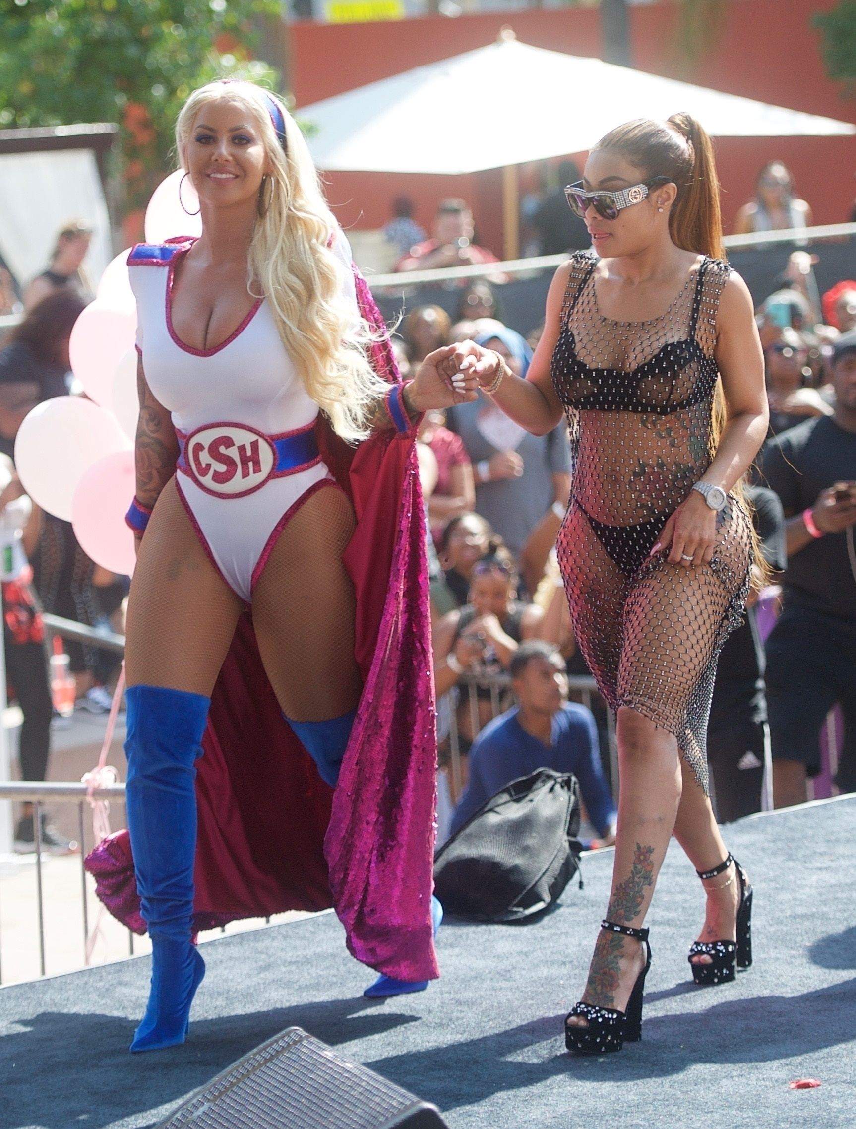 VIDEO / Imagini de infarct la Slut Walk! Blac Chyna, cu fundul distrus de celulită şi Amber Rose, cea mai colorată vedetă