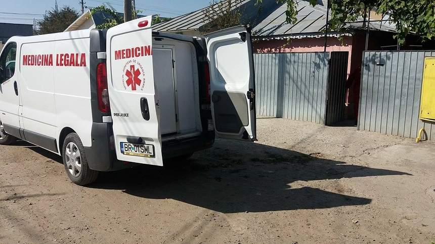 FOTO / Un bărbat din Brăila a fost găsit spânzurat în curtea casei sale. Motivul i-a şocat pe vecini