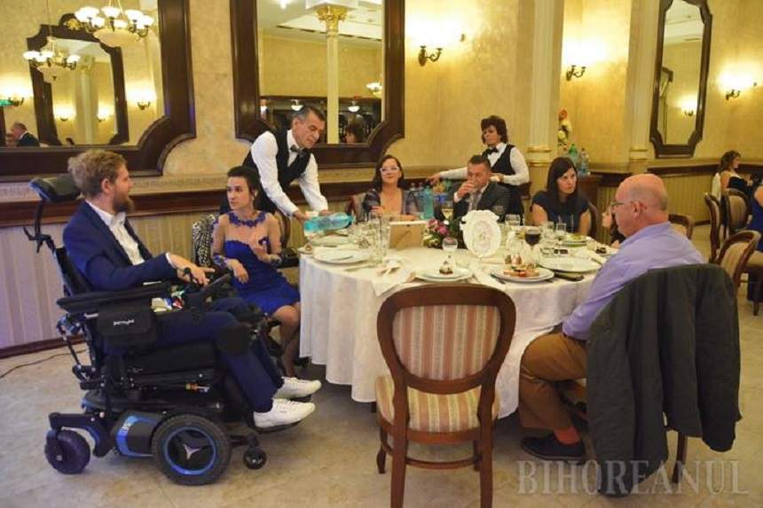 FOTO / Bombă în showbiz! Mihai Neşu, nedespărţit de o femeie! Cine este aceasta