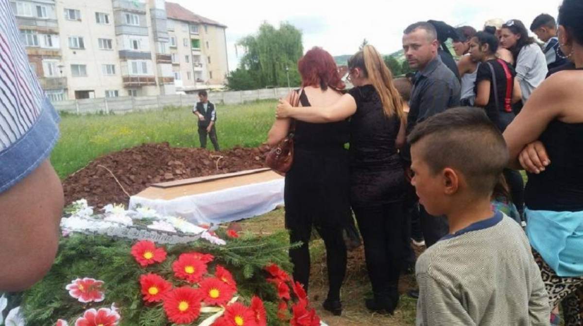 Ucisă cu bestialitate! Un tânăr din Sălaj și-a omorât iubita minoră chiar în fața fiului ei. Ce au descoperit medicii pe corpul fetei întrece orice imaginație