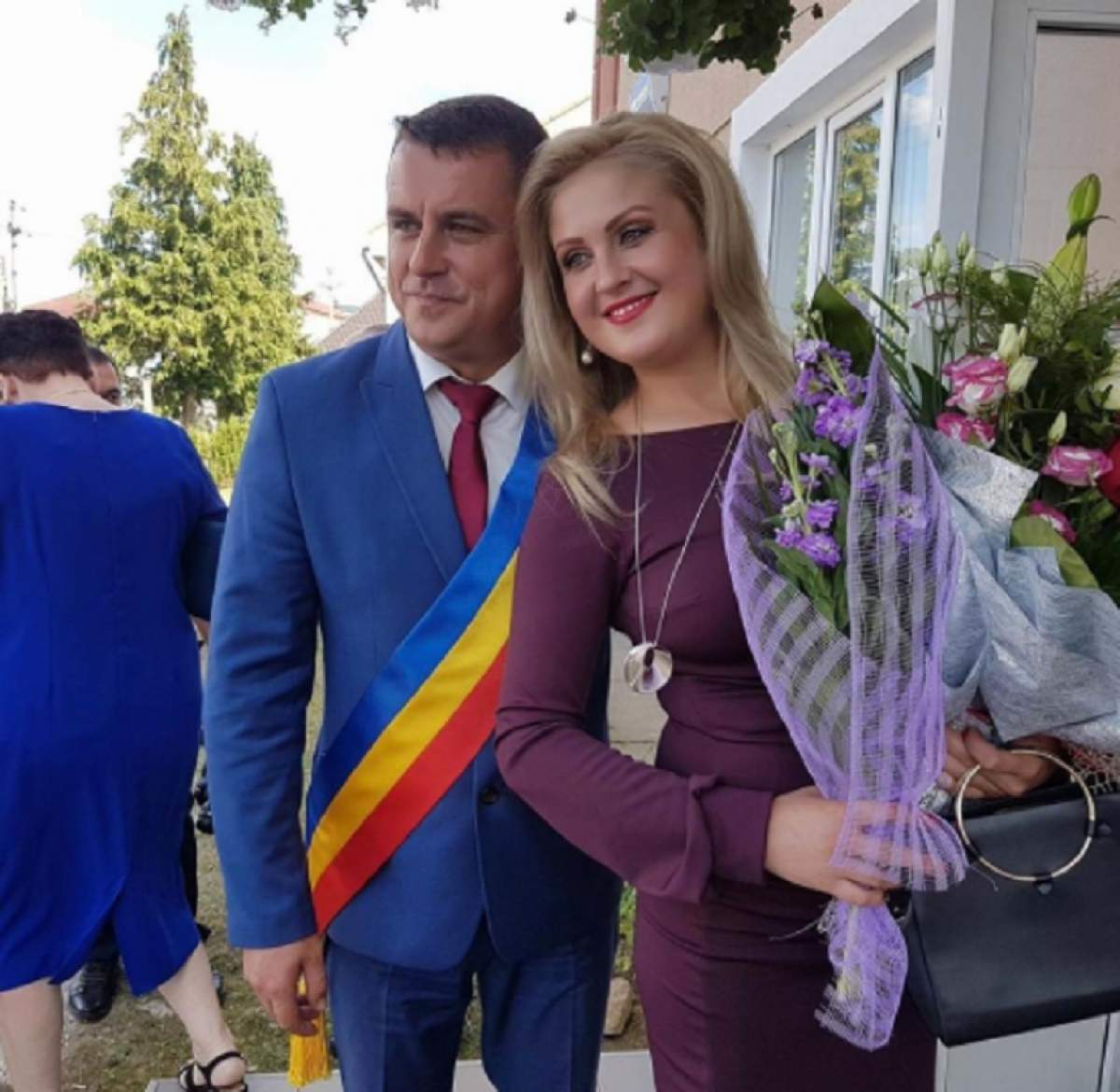 VIDEO / Nuntă ca în povești în Maramureș!  O cunoscută artistă și un primar au 7000 de invitați la petrecere