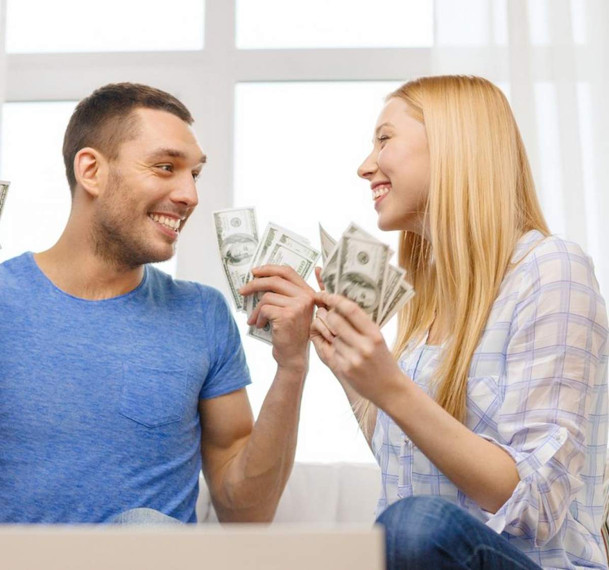 VIDEO / Ce trebuie să faci ca să atragi banii în casa ta şi să nu te desparţi de persoana iubită din cauza lor