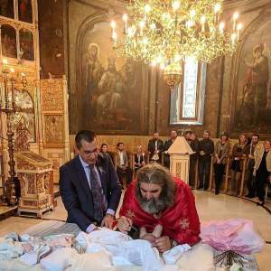 Vladimir Drăghia şi-a botezat fetiţa. Imagini emoţionante de la eveniment