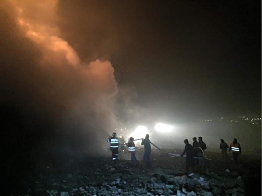 Incendiu puternic la rampa de gunoi din Cluj-Napoca!  5 autospeciale şi autocisterne  intervin
