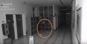 VIDEO / Au privit camerele de supraveghere şi au înlemnit! Imagini terifiante surprinse într-o şcoală