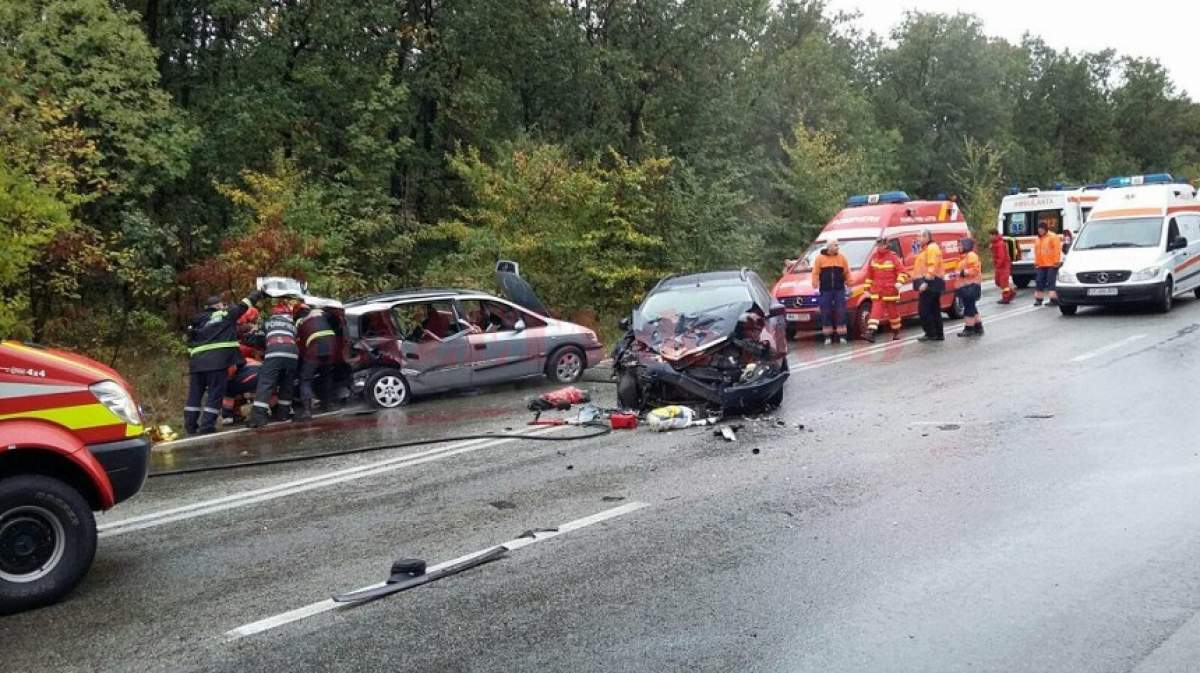 FOTO / Accident terifiant în Olt! Două persoane au murit, iar alte șapte sunt rănite