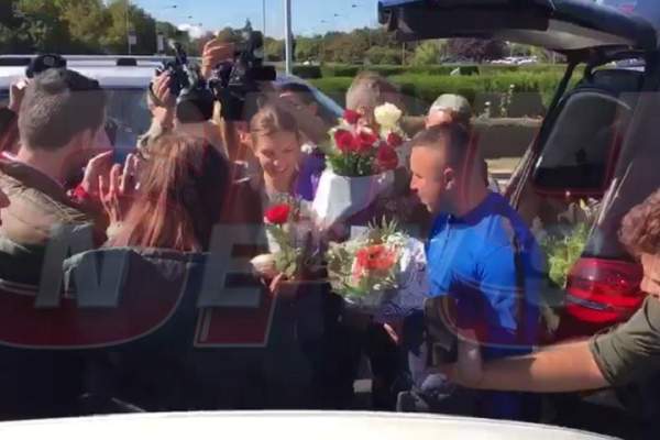 Momente de panică pentru Simona Halep! A coborât imediat din mașina în care se urcase la aeroport