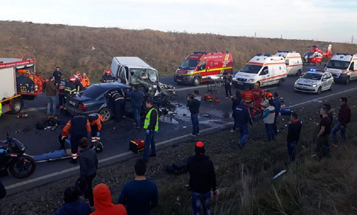 Accident grav în Constanţa! Doi oameni au murit, iar alţi doi sunt încarceraţi