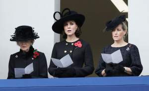 Kate Middleton şi-a ascuns sarcina la un eveniment solemn. Aşa arată ducesa de Cambridge, înainte să devină mamă pentru a treia oară