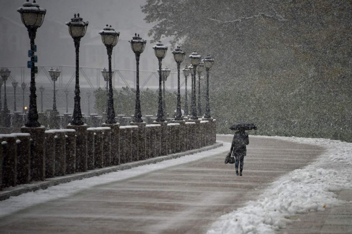Vine iarna în Bucureşti! Meteorologii au anunţat când cade prima ninsoare în Capitală şi în ţară