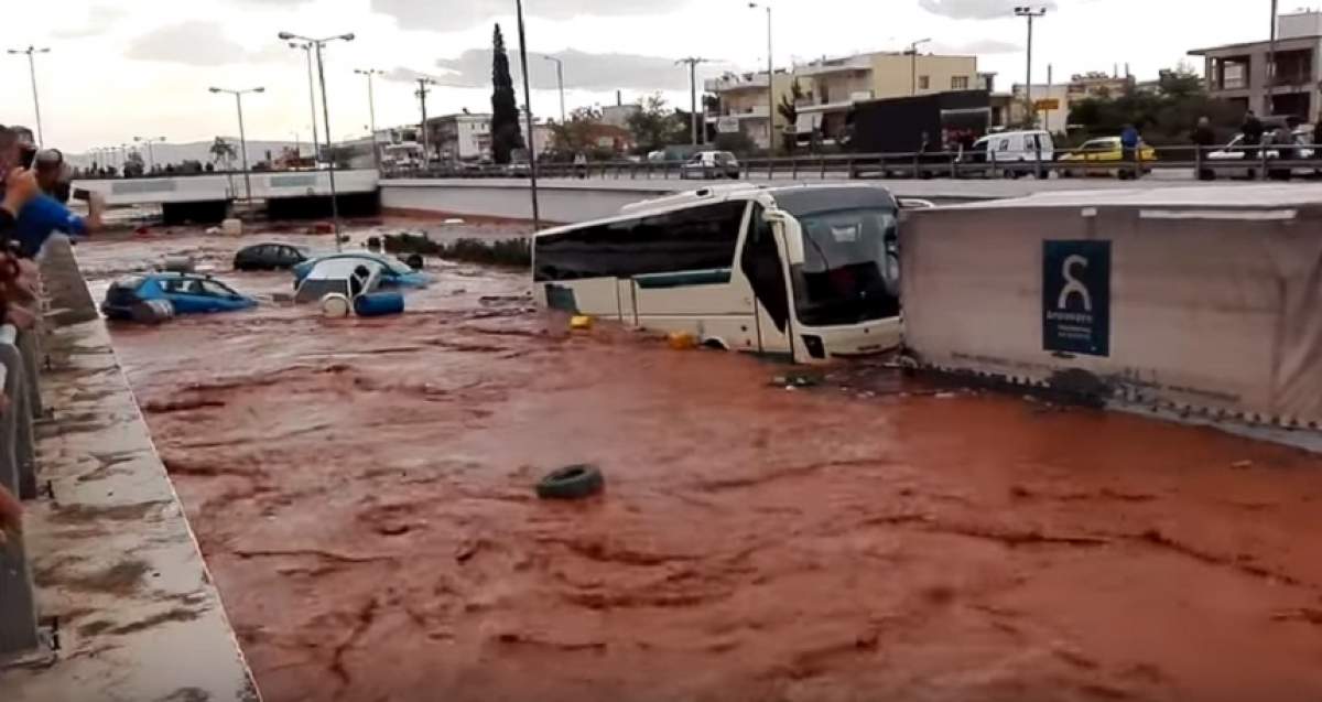 VIDEO / Doliu naţional în Grecia! Inundaţiile au făcut ravagii şi au luat viaţa a zeci de persoane