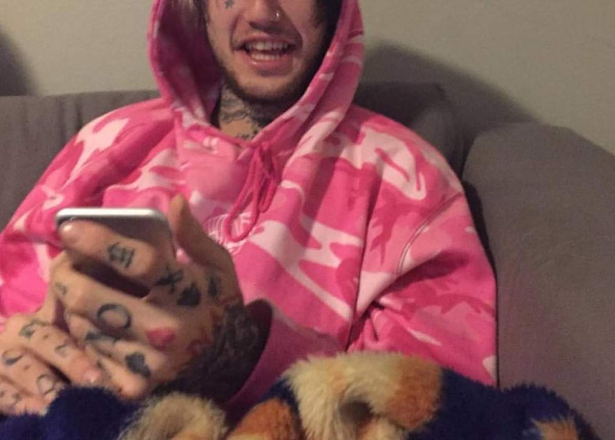 Un rapper cunoscut, în vârstă de 21 de ani, a murit din cauza unei supradoze