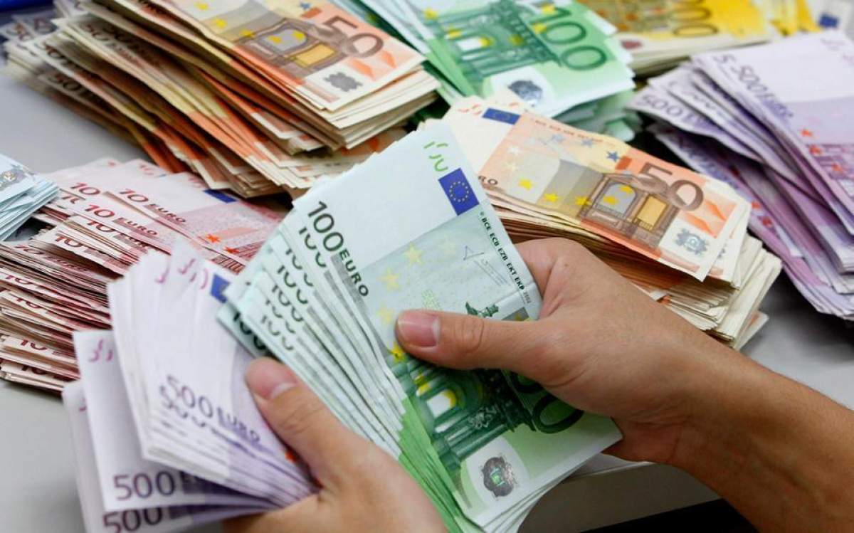 200.000 de euro, preţul unui dosar "mânărit" la Poliţia Economică!