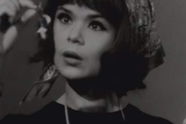 Imagini de colecţie cu Cristina Stamate în tinereţe! Avea un chip de păpuşă şi era mai frumoasă decât Audrey Hepburn