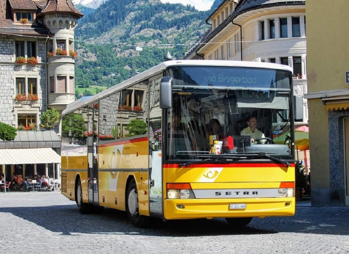 VIDEO / Doi copii de 8 şi 9 ani au mers 80 de kilometri în şasiul unui autobuz! Când s-a aflat motivul oamenii s-au cutremurat