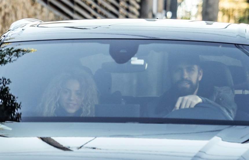 FOTO / Shakira a făcut hemoragie și a fost dusă de urgență la medic. Pique, surprins de paparazzi, îngrijorat