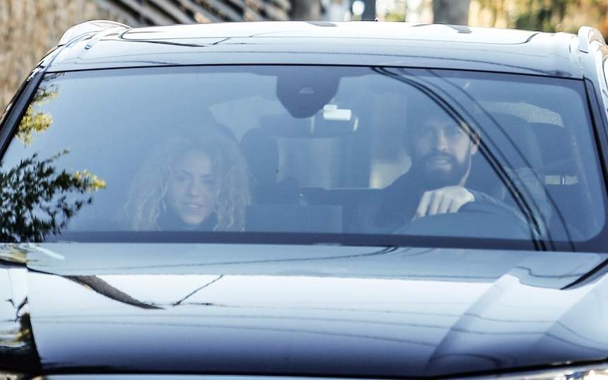 FOTO / Shakira a făcut hemoragie și a fost dusă de urgență la medic. Pique, surprins de paparazzi, îngrijorat