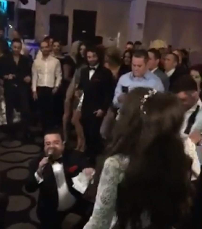 VIDEO / Imagini nemaivăzute de la nunta fratelui lui Pepe. Adrian Minune a îngenuncheat în fața invitaților
