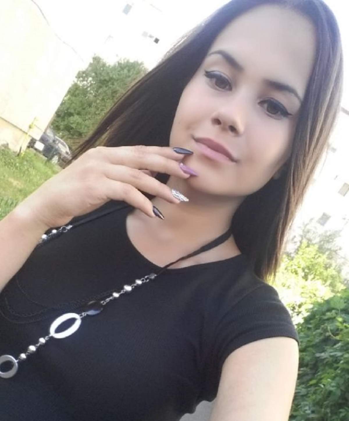 Simona, tânăra de 16 ani din accidentul din Suceava, înmormântată astăzi! De ce nu va fi îmbrăcată în rochie de mireasă