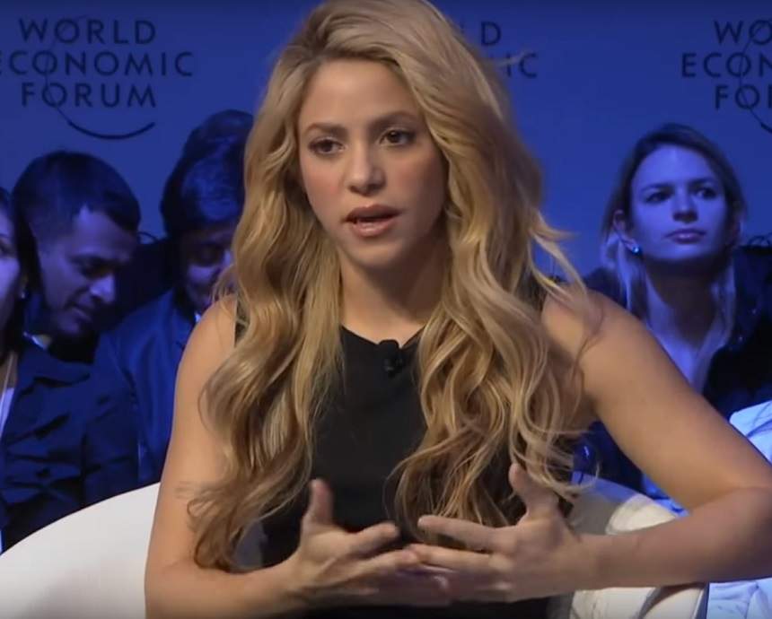 FOTO / După ce a infirmat despărţirea de Pique, Shakira a trebuit să facă anunţul trist: "Chiar dacă mă doare, ştiu că trebuie..."