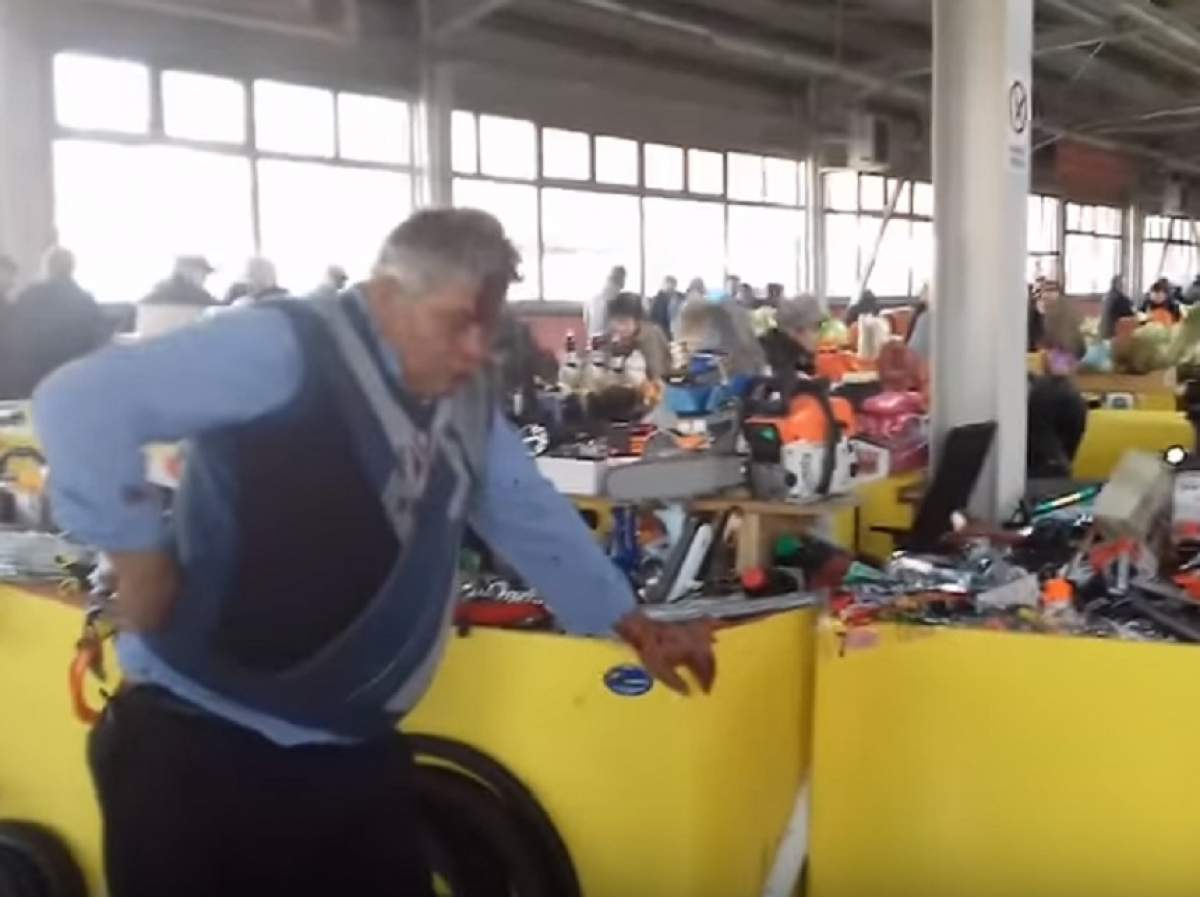 VIDEO / Scandal SÂNGEROS! Bărbat lovit cu toporul în cap într-o piaţă din Timiş