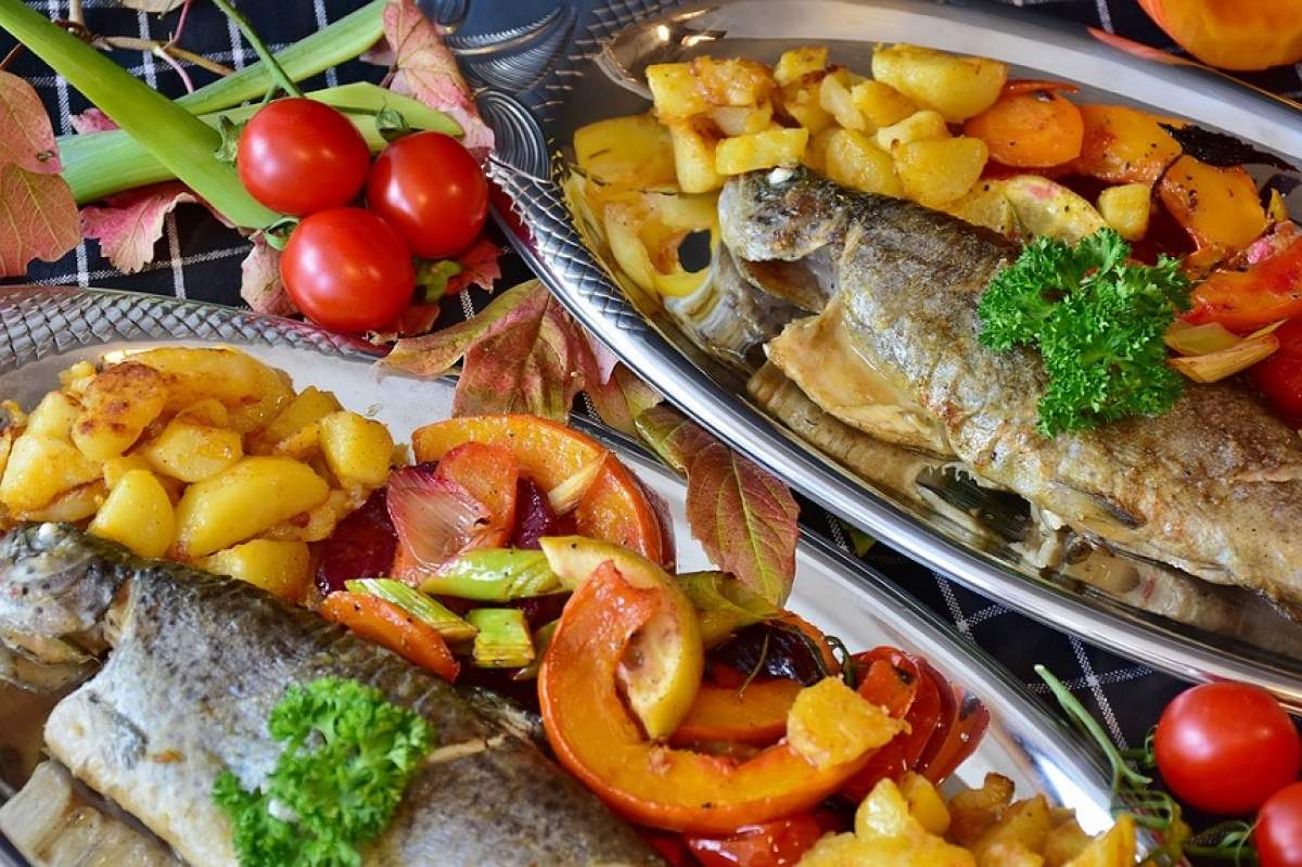 De Sfântul Mihail şi Gavriil este dezlegare la peşte. Cum să faci cel mai bun peşte cu legume, în stil marocan