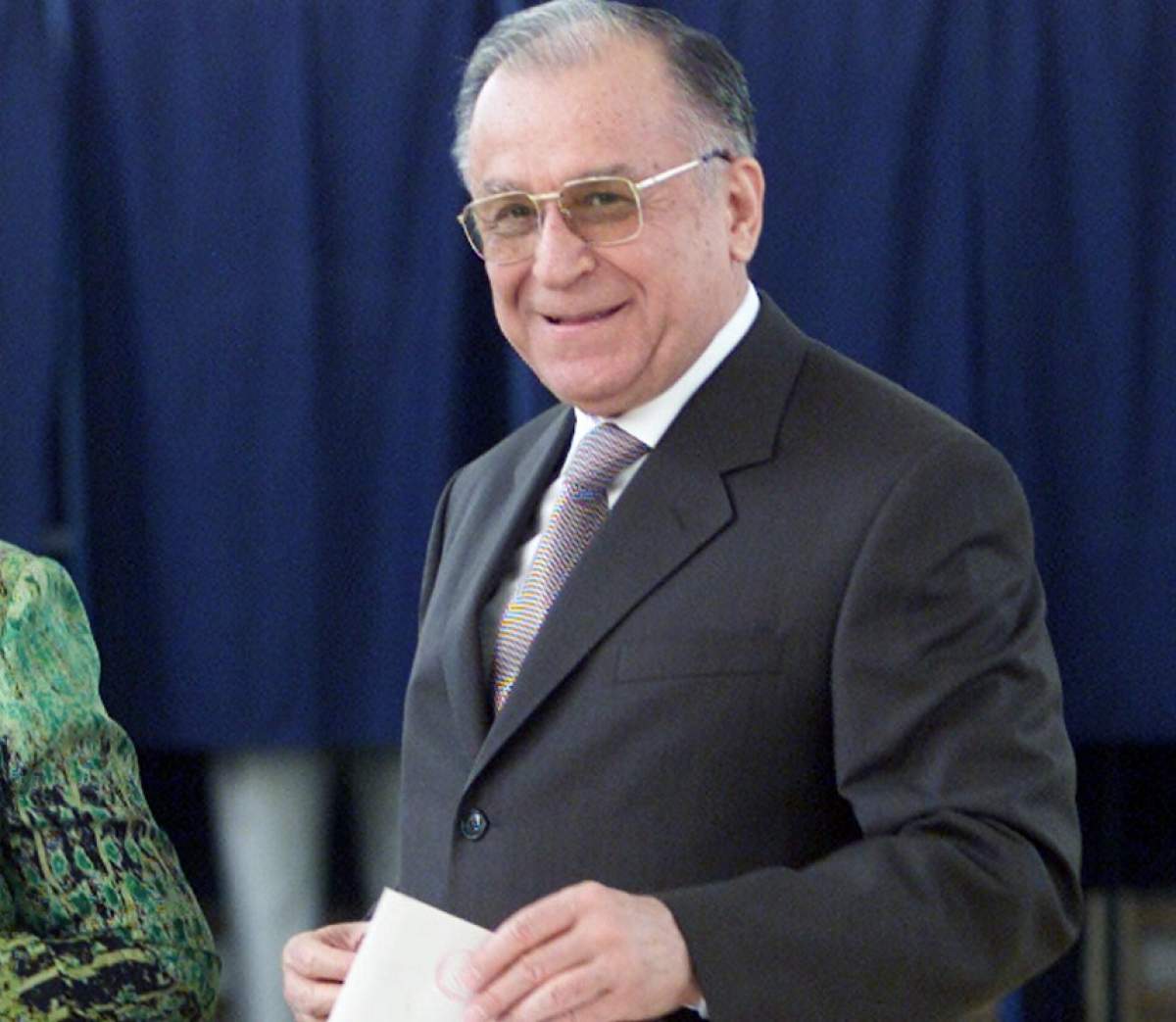 Ion Iliescu a  lipsit de la Parada Militară de Ziua Națională, pentru prima dată. De ce nu a participat la evenimentul de la Arcul de Triumf